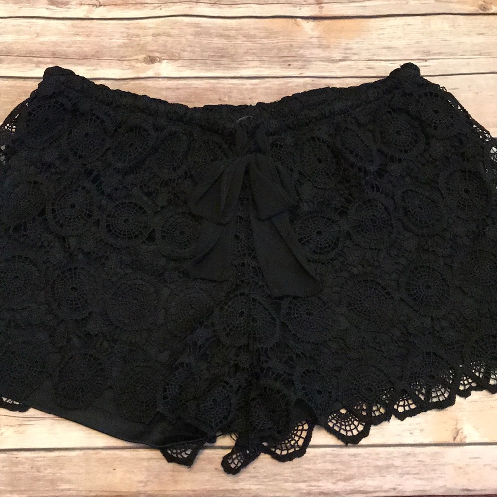 Lace shorts